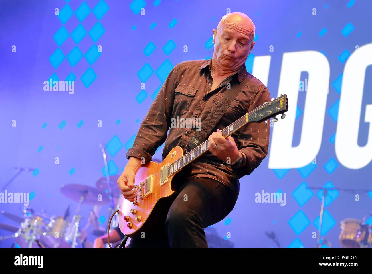 Midge Ure presso il Festival di riavvolgimento Sud 2018 a Henley-on-Thames, Regno Unito Foto Stock