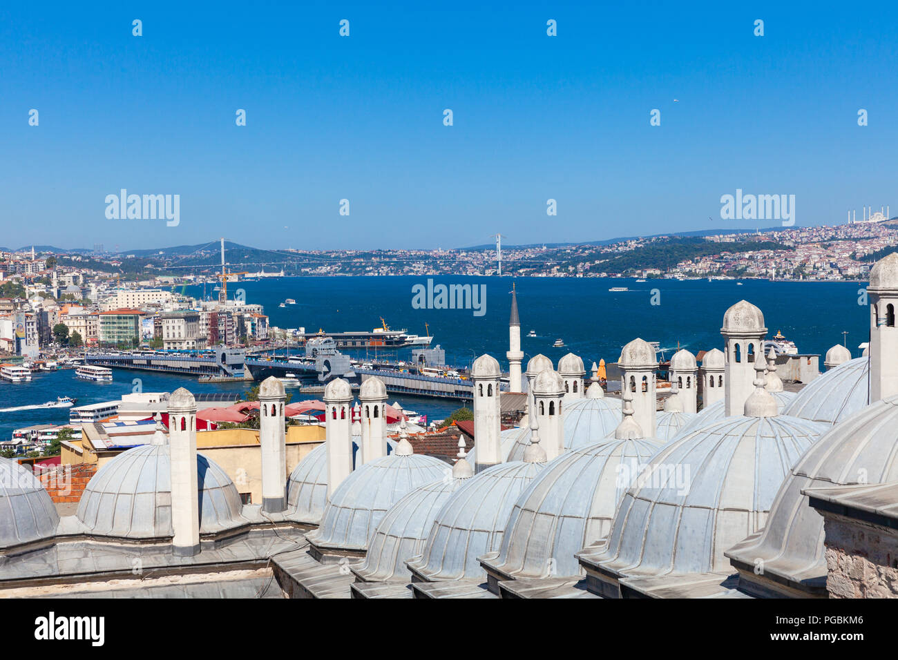 La vista panoramica su Istanbul City e lo stretto del Bosforo, Turchia Foto Stock