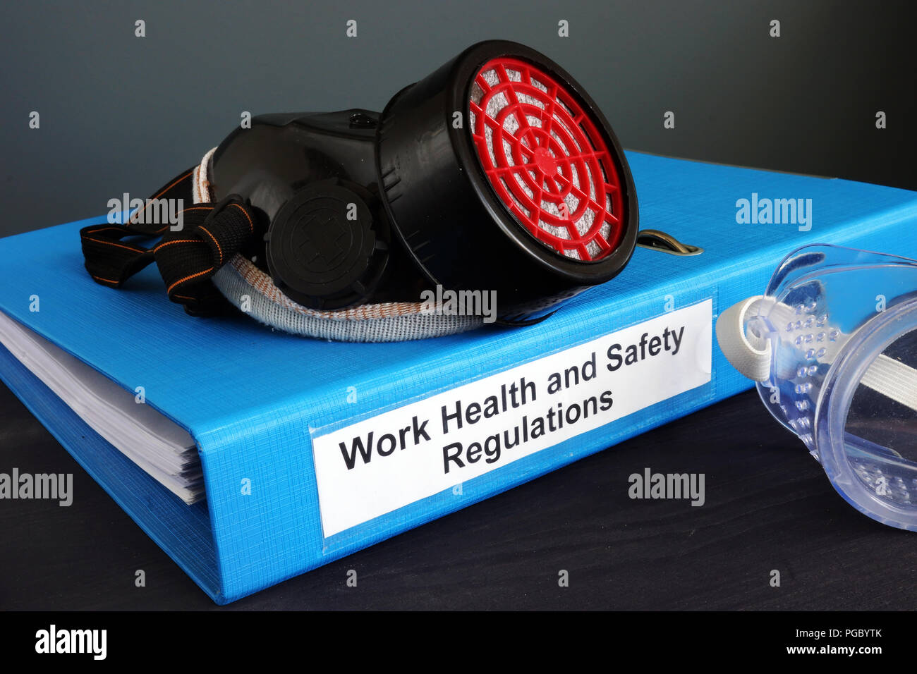 Lavoro Salute e Sicurezza (WHS) Regolamenti sulla scrivania. Foto Stock