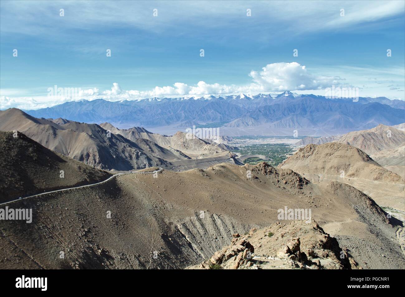 Belle strade indiane dal Kashmir Valley Foto Stock