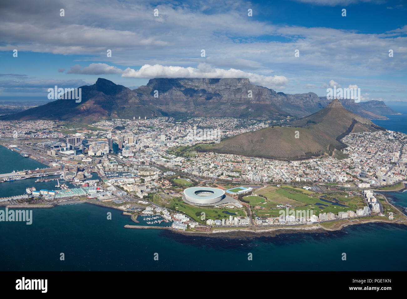 Vista aerea di Città del Capo della città e delle spiagge Foto Stock