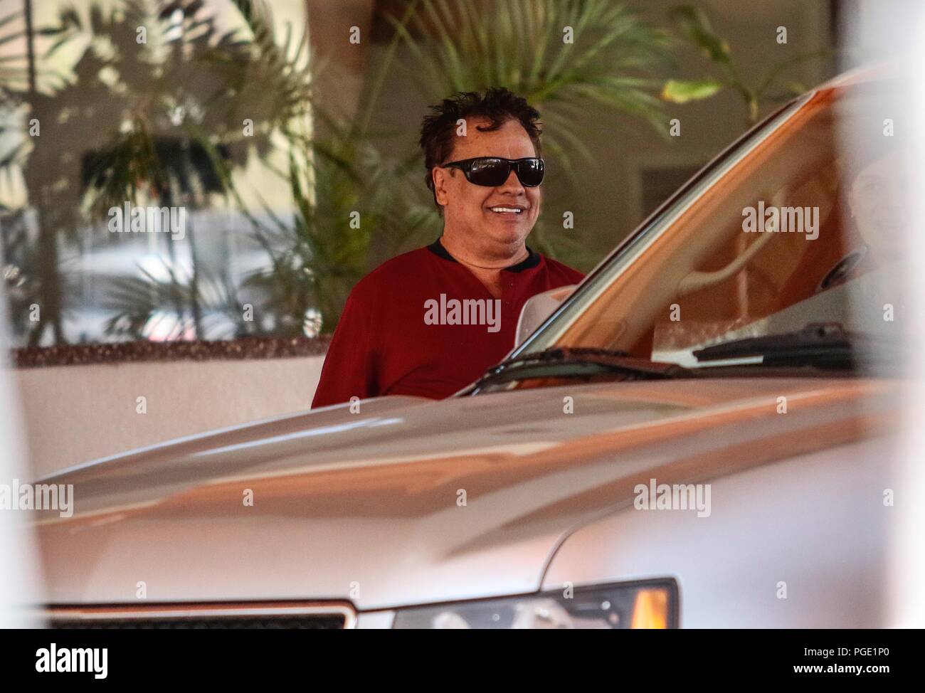Juan Gabriel. Ultimo infraganti foto della vita privata del cantante messicano, visto sulla spiaggia di San Carlos Sonora, Messico. Celebrità, paparazzi, Foto Stock