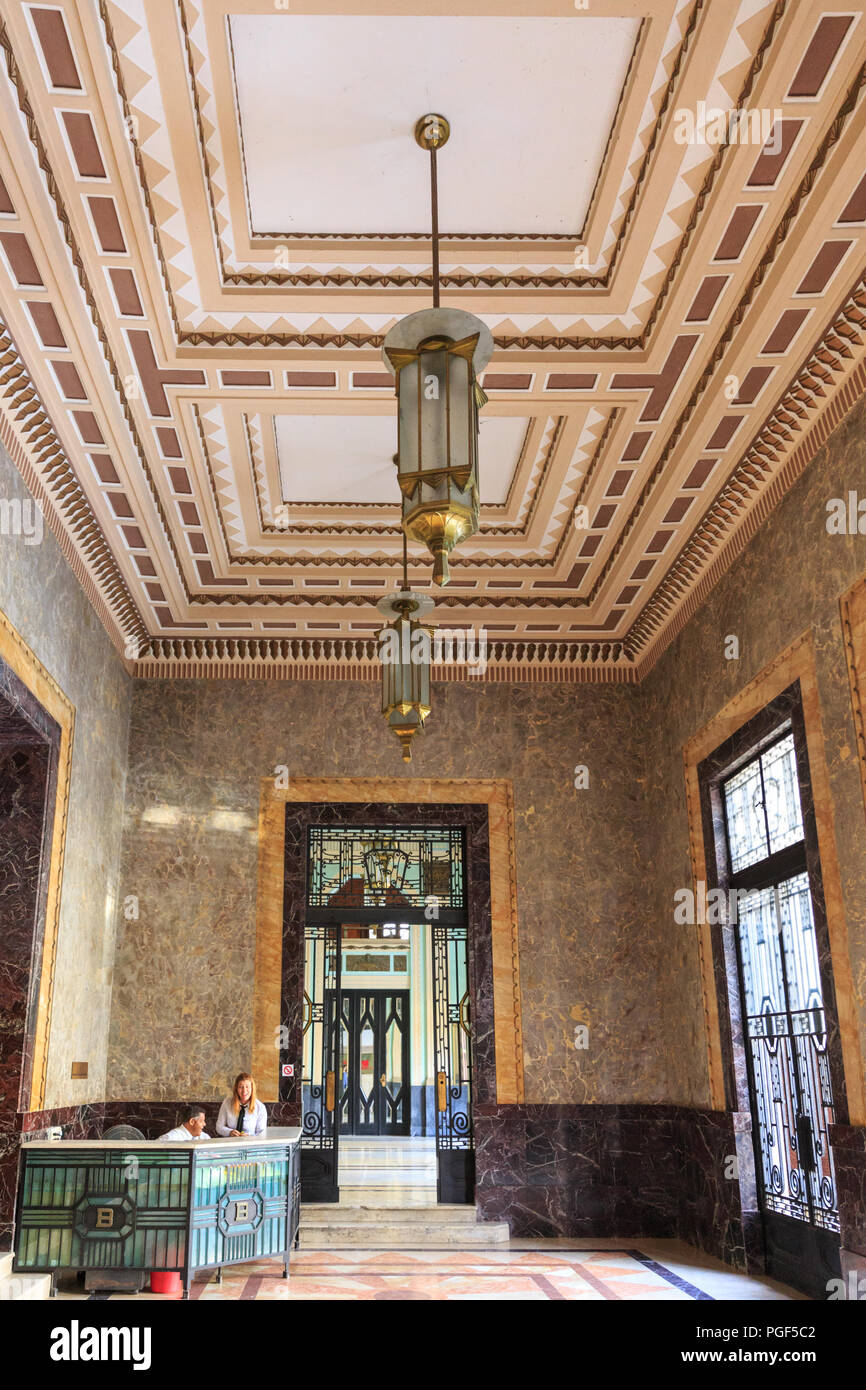 Bacardi Building, Edificio Bacardi, interni in stile art deco lobby e la sala d'ingresso architettura, Old Havana, Cuba Foto Stock