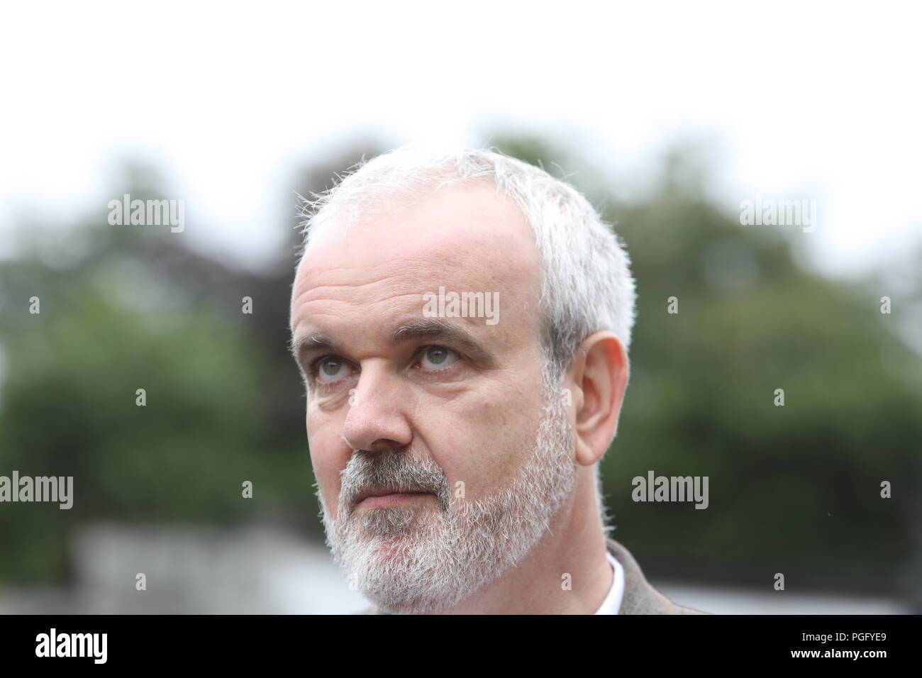 26/08/2018 la visita del Santo Padre Francesco all'Irlanda. Nella foto è Colm O'Gorman, Direttore Esecutivo di Amnesty International Irlanda, che hanno preso parte allo Stand4verità corteo di solidarietà per le vittime di abuso clericale oggi, coincidente con il Papa Francesco' messa a Dublino di Phoenix Park. Il mese di marzo ha cominciato al Giardino della Rimembranza di Dublino. La visita del Santo Padre Francesco viene subito dopo il più recente abuso clericale polemiche al rock la Chiesa come una relazione rivendicato che oltre 300 sacerdoti che hanno abusato di più di mille bambini in Pennsylvania erano protetti dalla Chiesa - in aggiunta ai recenti scandali irlandese inc Foto Stock