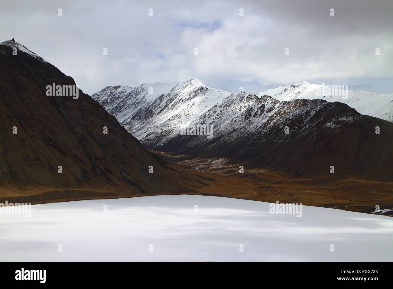 La Repubblica del Kirghizistan, Tian Shan la gamma della montagna Foto Stock