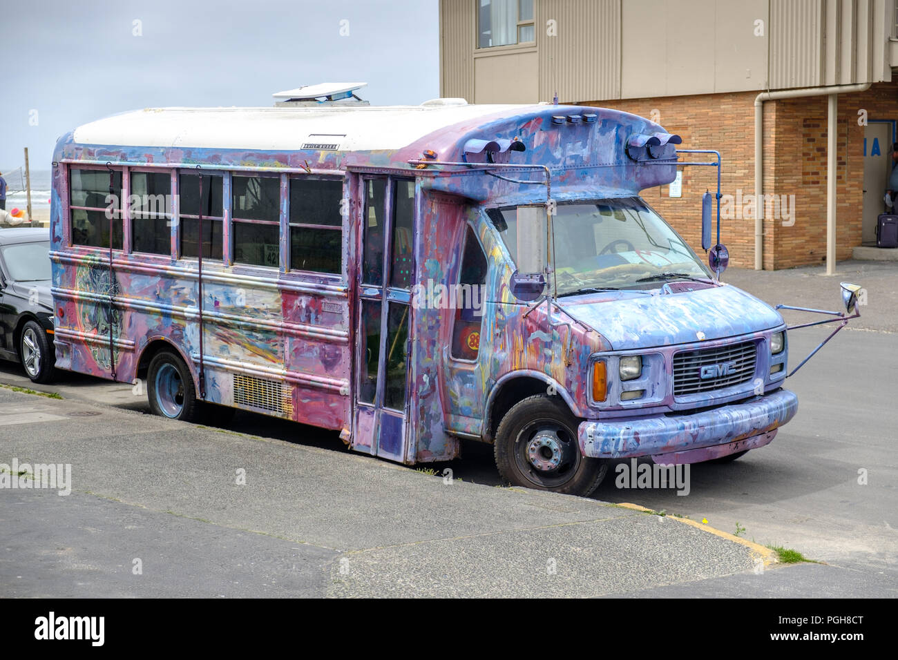 Dipinto di minibus in mare, Oregon, Stati Uniti d'America Foto Stock