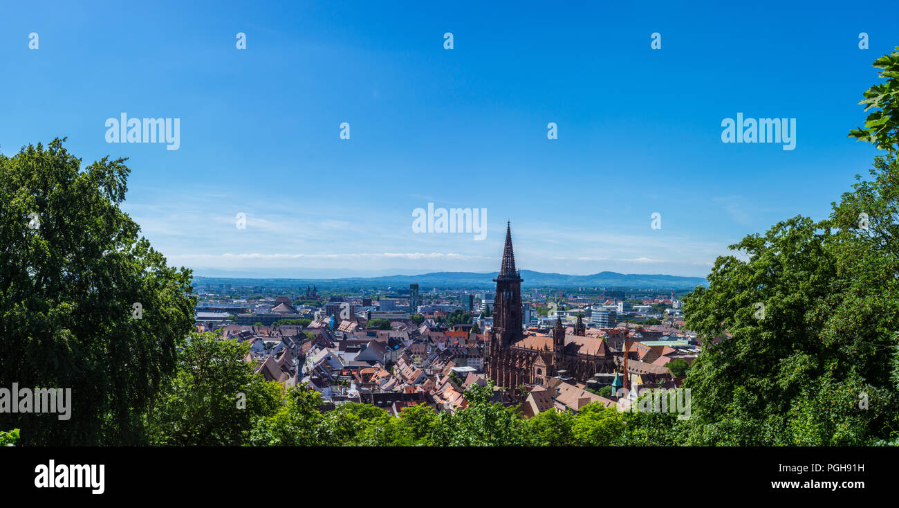 Germania, Freiburg im Breisgau XXL panorama Foto Stock