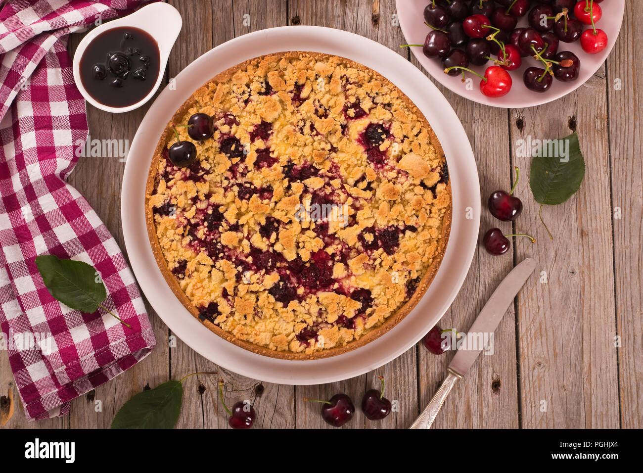 Torta di ciliegie. Foto Stock