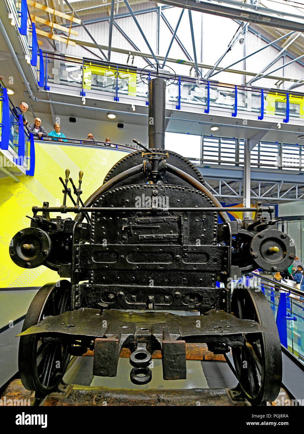 Newcastle Discovery Museum George Stephensons Rocket originale vista posteriore della pedana e la posizione dei driver Foto Stock
