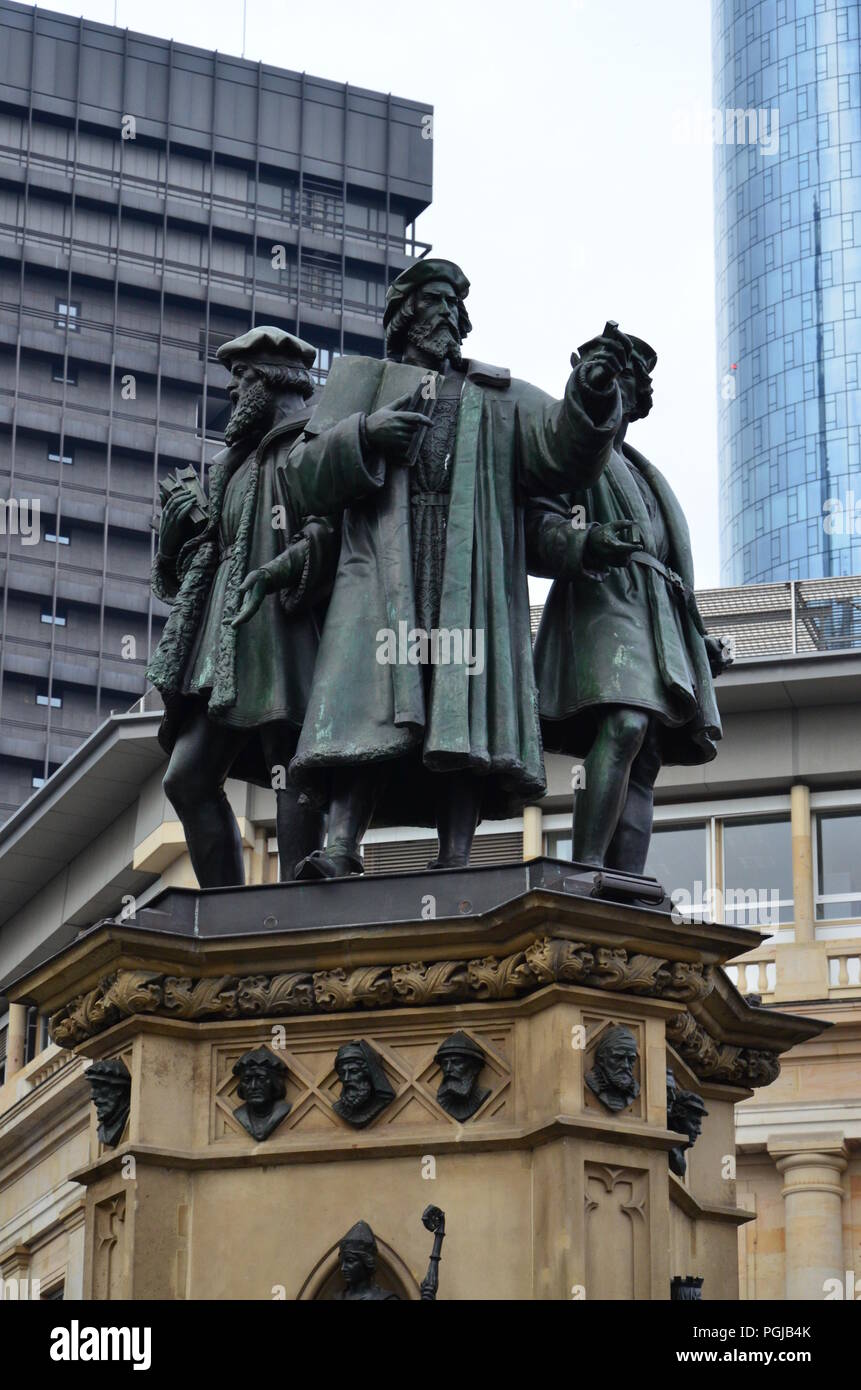 Johannes Gutenberg monumento Frankfurt Foto Stock