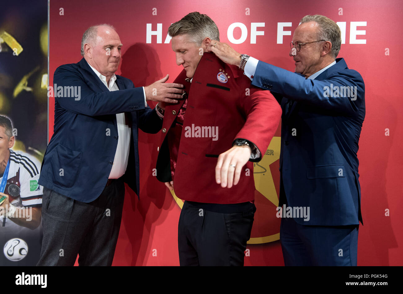 giacca FC Bayern München 2018 giacca FC Bayern München 2018