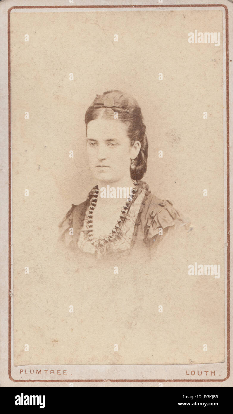 Louth CDV (Carte De visite) di una Lady vittoriana denominato come nonna Hadwick Foto Stock