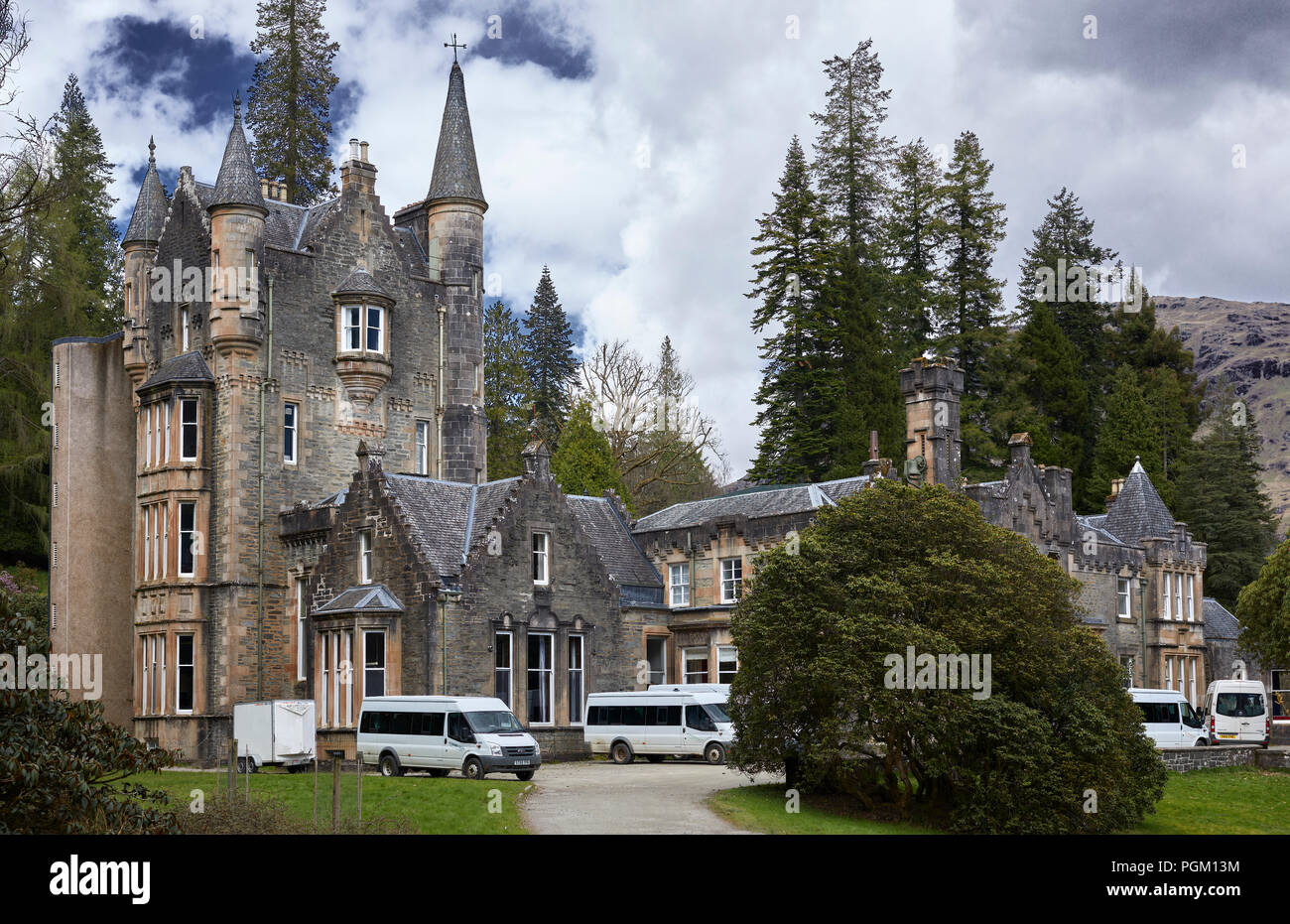 Benmore House casa attuale di Benmore Outdoor Center. Dunoon Foto Stock