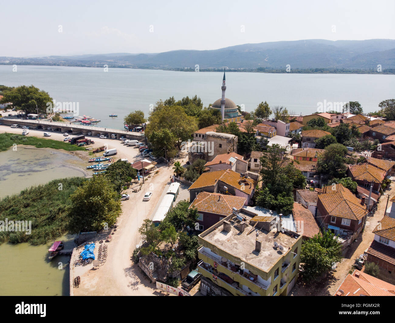 Vista aerea della penisola Golyazi a Bursa / Turchia. La natura in città. Foto Stock