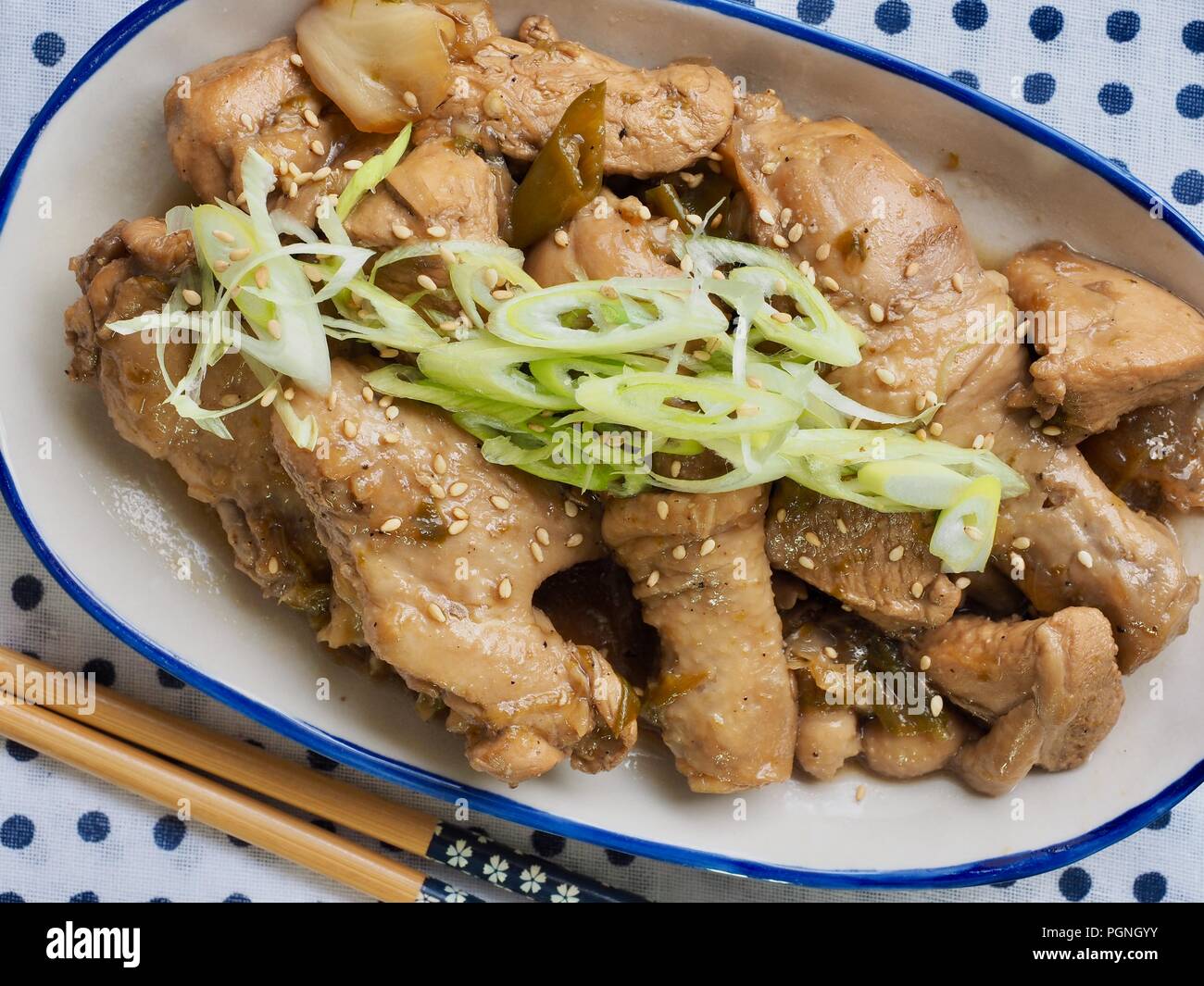 Cibo asiatico Stufato di pollo con salsa di soia Foto Stock