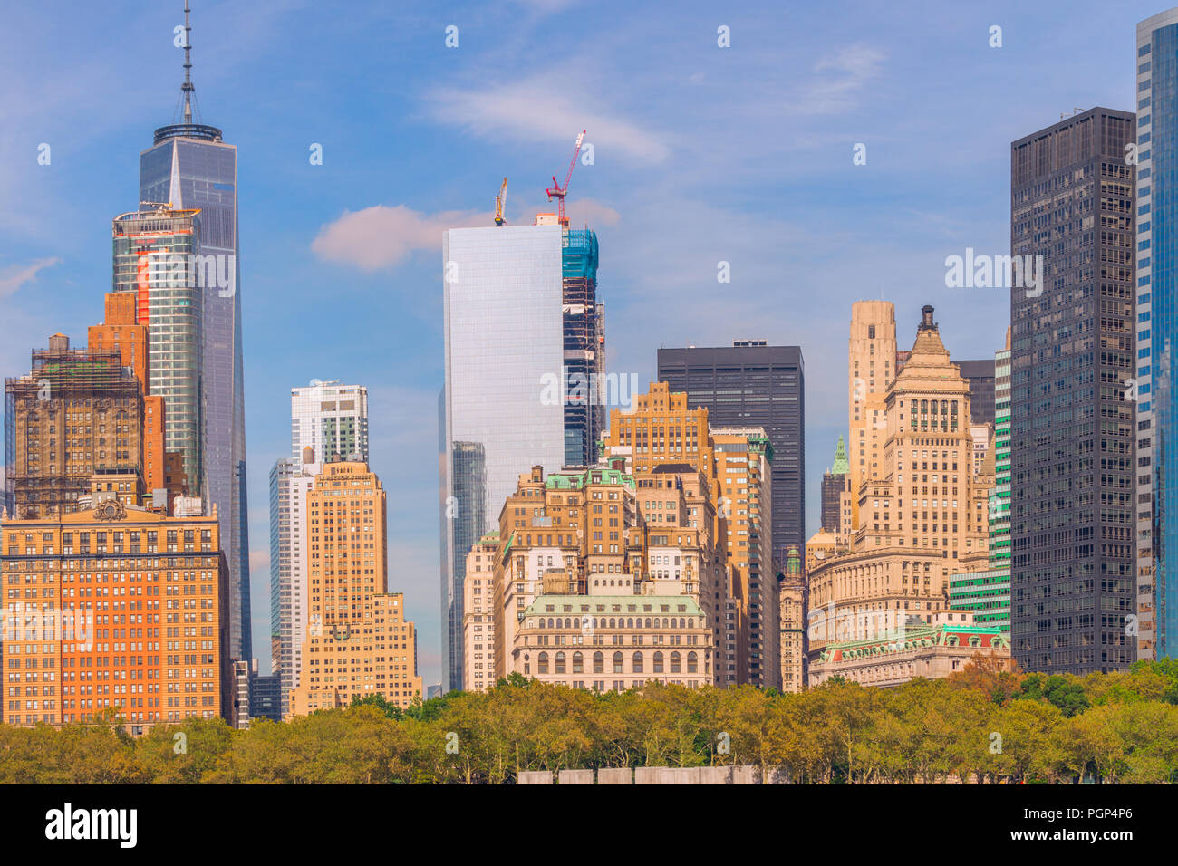 Una vista della parte inferiore di Manhattan dal fiume Hudson Foto Stock