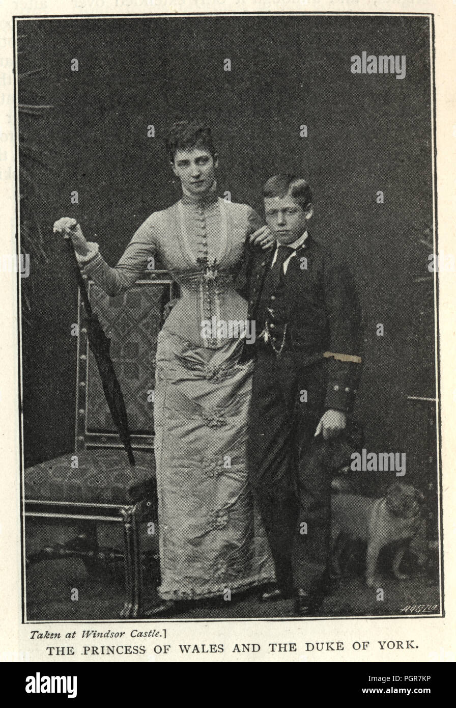 Fotografia vintage di Alexandra della Danimarca con Prince George, regina consorte del Regno Unito e i domini britannici e Imperatrice dell India come la moglie di re Edoardo VII. Xix secolo Foto Stock