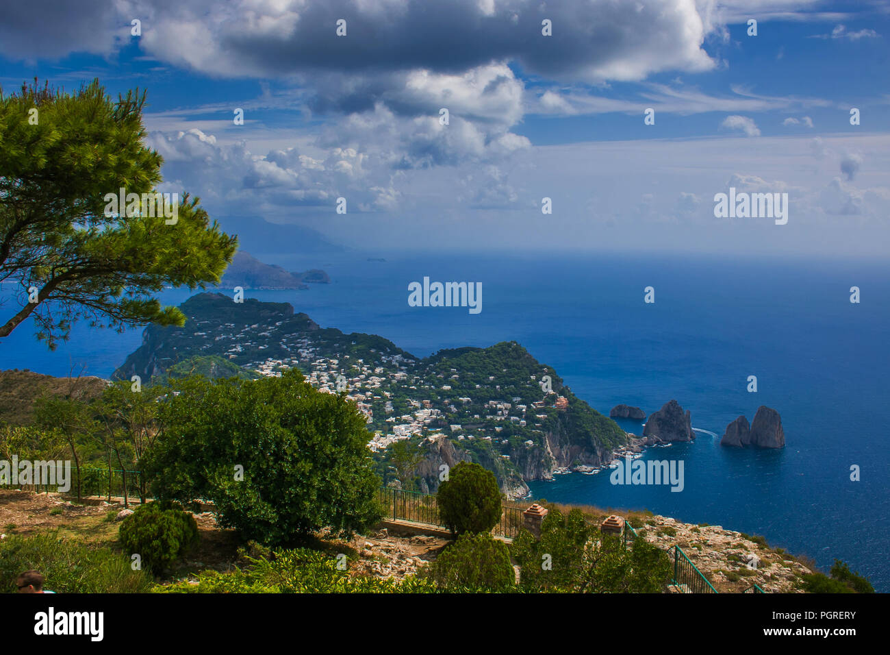 Terrazza panoramica alla sommità del Monte Solaro, isola di Capri, Italia Foto Stock