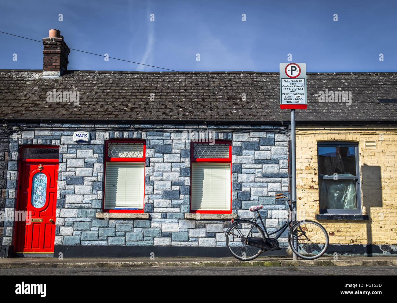 Dublino, Irlanda, marzo 2018, casa di facciata a sud area Lotts Foto Stock