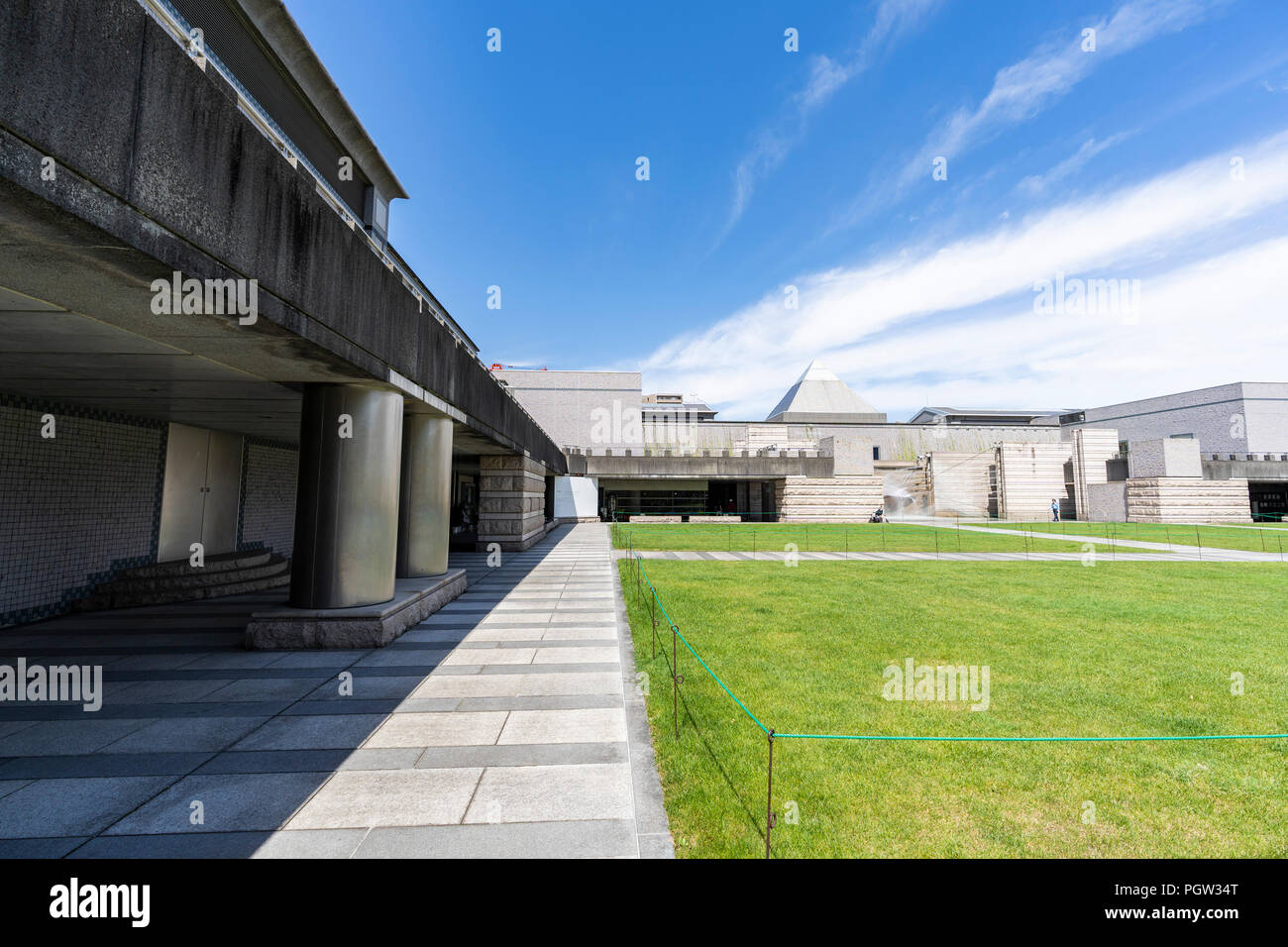 Torre d'arte Mito, MITO per la città, nella prefettura di Ibaraki, Giappone. Progettato dall'architetto giapponese Arata Isozaki. Foto Stock