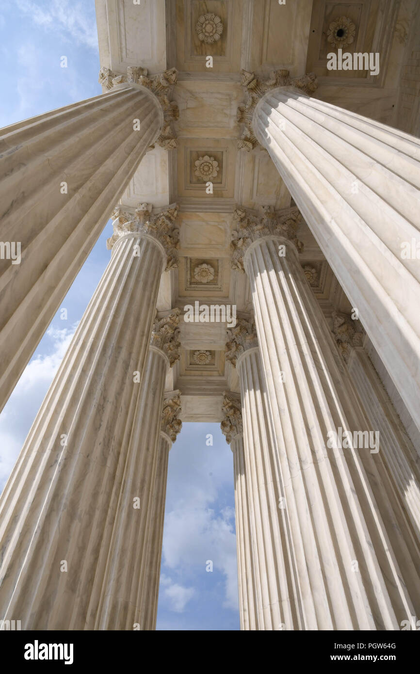 Colonne di Stati Uniti Corte suprema di Washington, D.C. Foto Stock