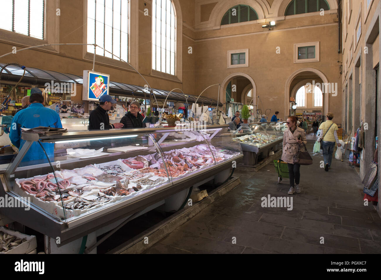 Mercato centrale interno, al mattino Foto Stock