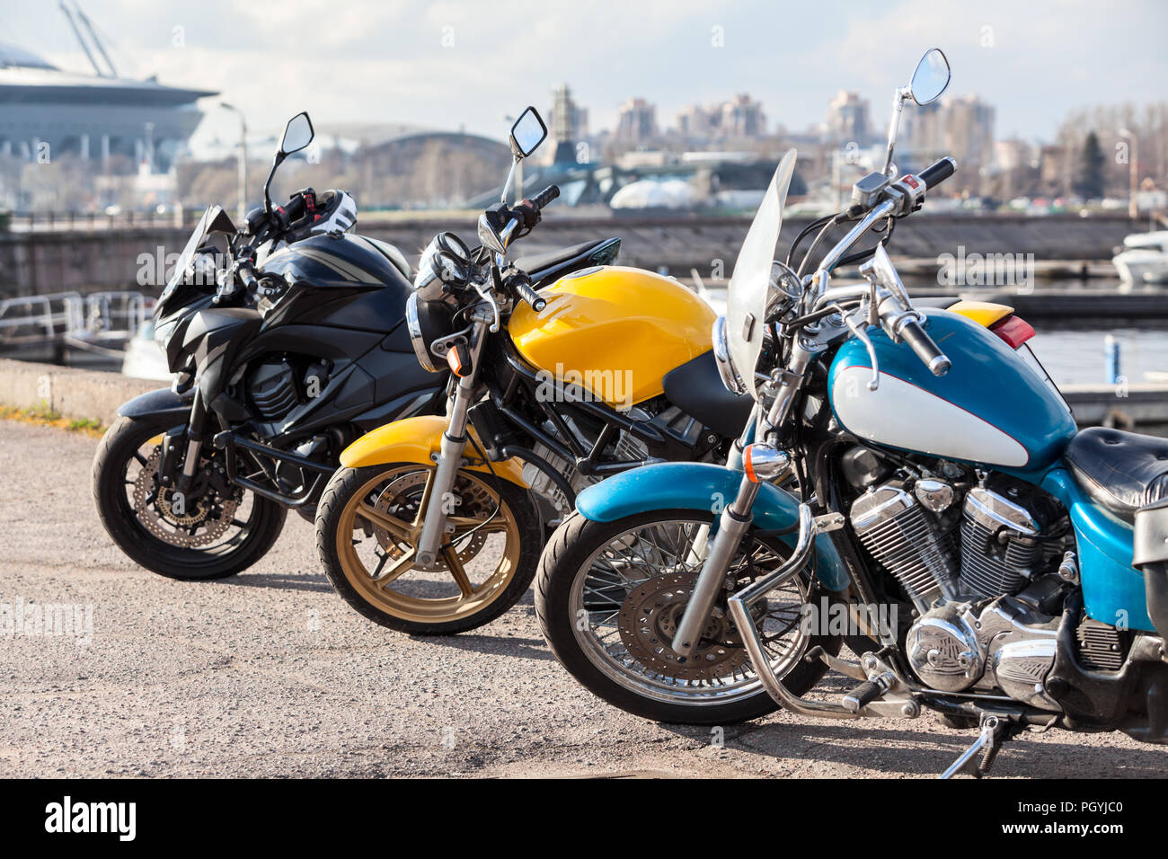 Classic il trinciatore a bassa potenza bici e moto sportive nelle vicinanze permanente in linea Foto Stock