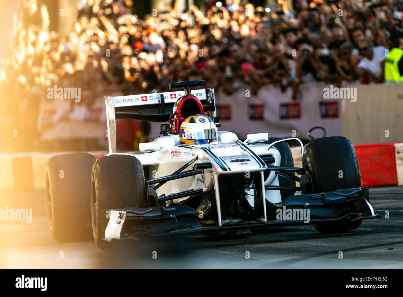 Milano, 29 agosto 2018 - Alfa Romeo Sauber F1 Team facendo una performance live a F1 Milano festival - Valeria Portinari Alamy Live News Foto Stock