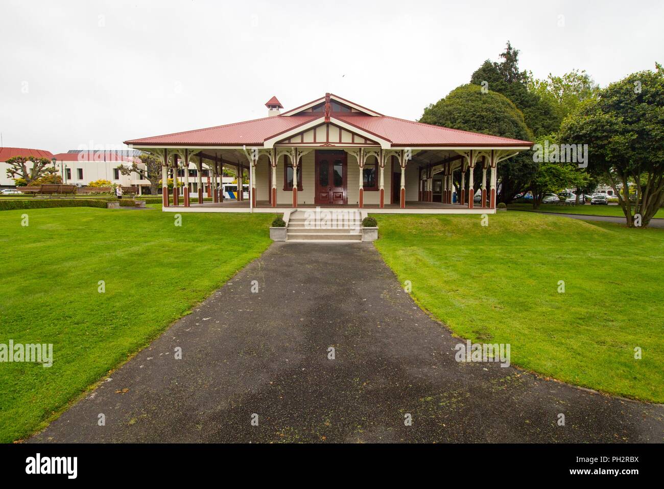 Te Runanga padiglione Tè e biglietteria presso il governo di giardini in Rotorua, Isola del nord, Nuova Zelanda, 3 novembre 2017. () Foto Stock