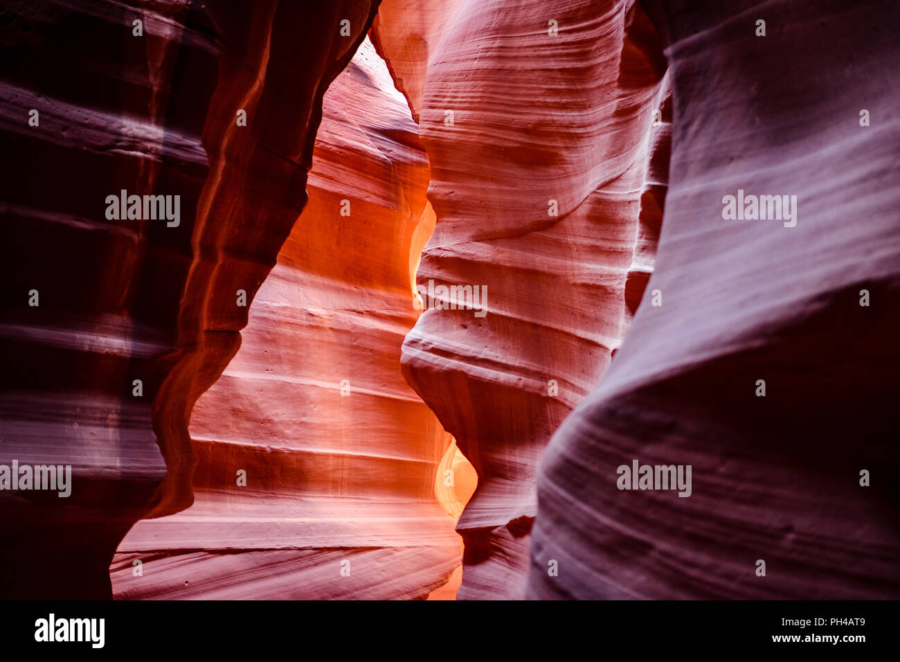 La metropolitana di roccia arenaria della formazione in Antelope Canyon - vicino a pagina, Arizona Foto Stock