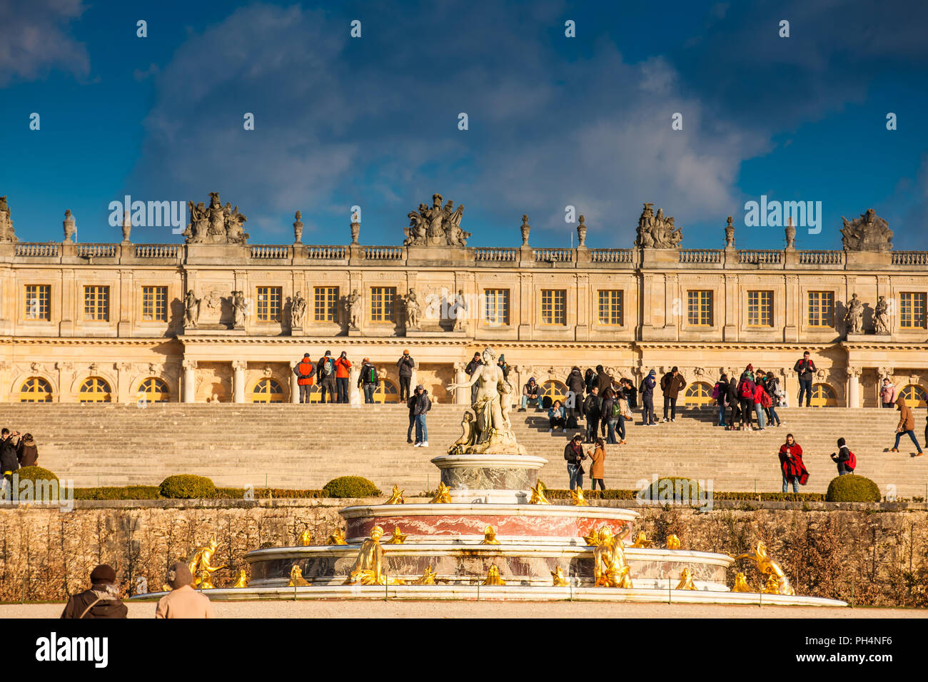 Il Palazzo di Versailles in un gelido inverno giorno appena prima della primavera Foto Stock