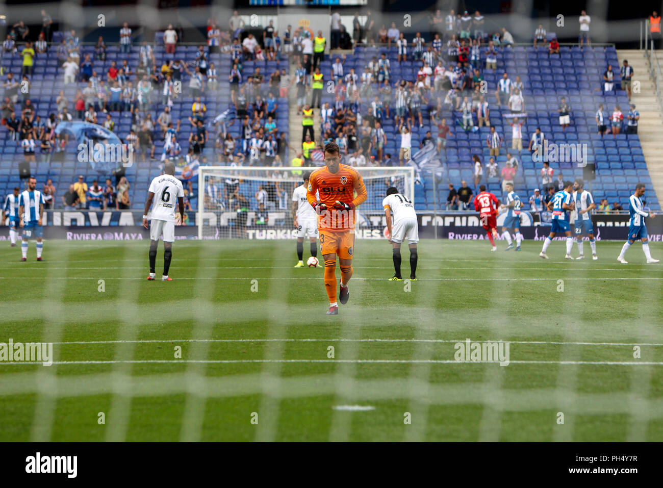 26 agosto 2018, RCDE Stadium, Cornella El Prat, Spagna; La Liga calcio, RCD Espanyol rispetto a Valencia CF; Neto di Valencia CF prima della partita Foto Stock