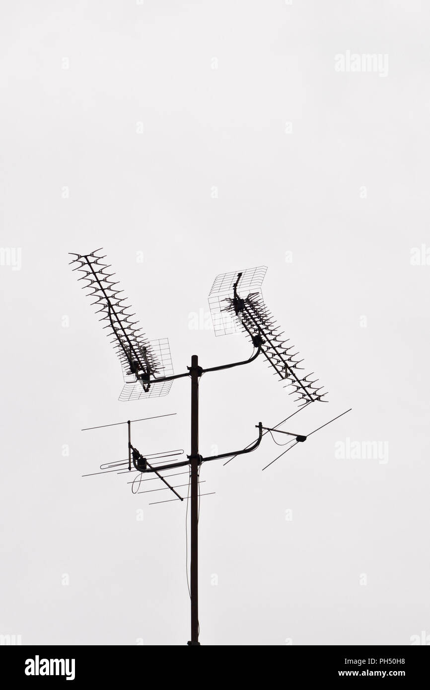 La televisione outdoor Yagi antenna isolata Foto Stock