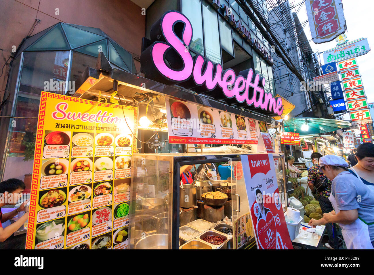 Bangkok, Tailandia - 24 Luglio 2018: Street Food a Chinatown Foto Stock