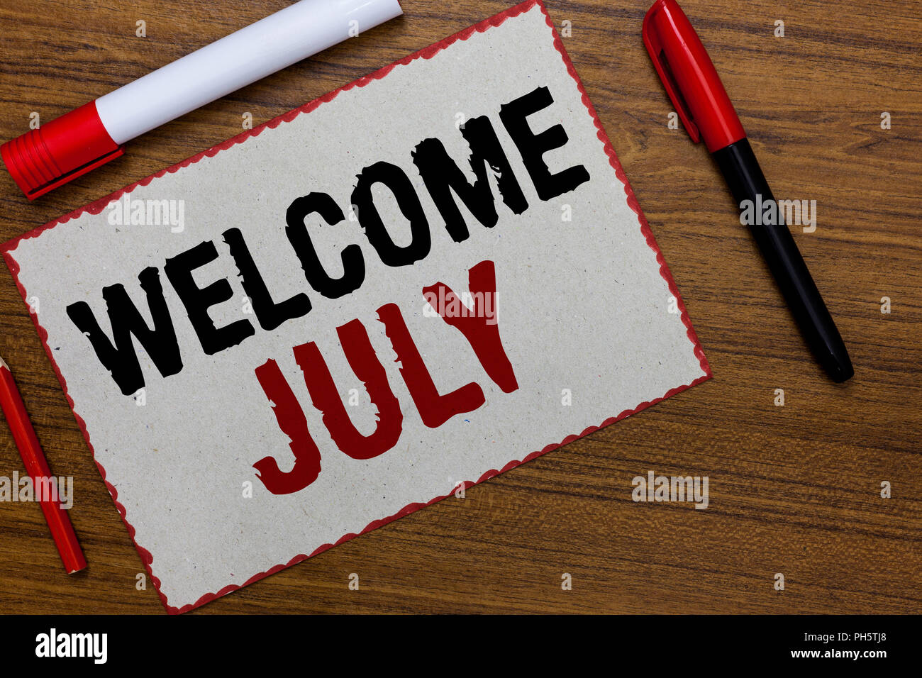 Segno Di Testo Che Mostra Il Benvenuto Luglio Conceptual Calendario Foto Settimo Mese 31giorni Terzo Trimestre Nuova Stagione Libro Bianco Bordo Rosso Marcatori Backgro In Legno Foto Stock Alamy