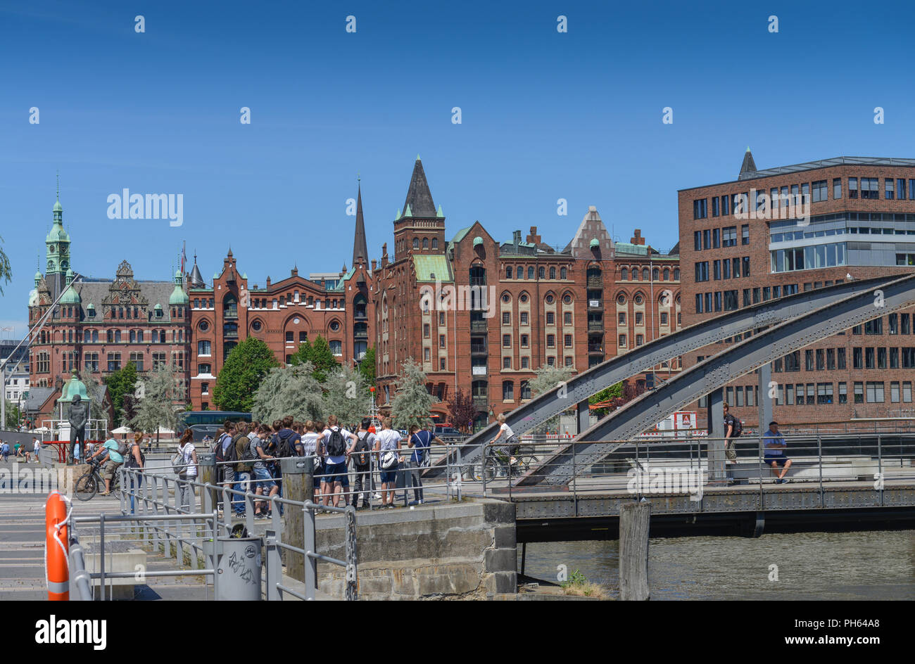 Stoertebekerufer, Busanbruecke, Brooktorkai, Speicherstadt, Hafencity di Amburgo, Deutschland Foto Stock