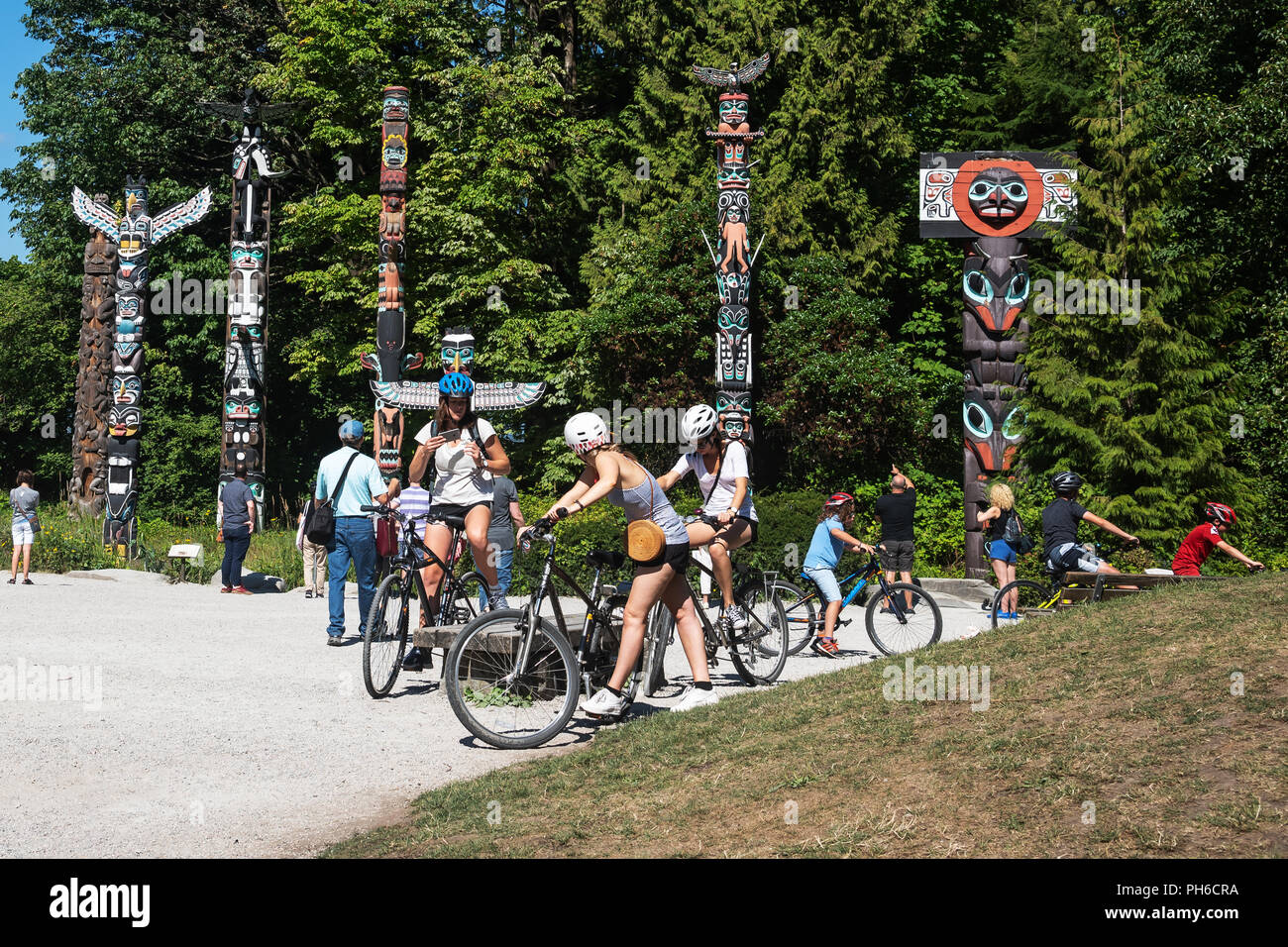 Totem nel Parco di Stanley ,Vancouver, British Columbia, Canada Foto Stock