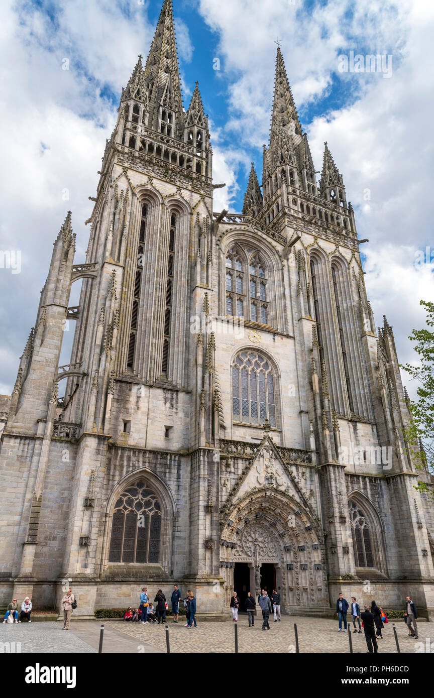 Cattedrale di Quimper, Quimper, Finisterre, Bretagna Francia Foto Stock