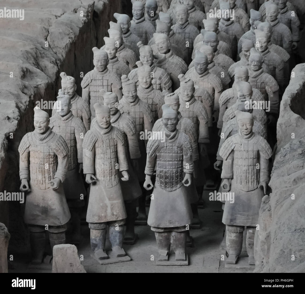 XIAN, Cina - 29 Ottobre 2017: Esercito di Terracotta. Soldati di argilla dell'imperatore cinese. Sculture di soldati dell'imperatore. Foto Stock