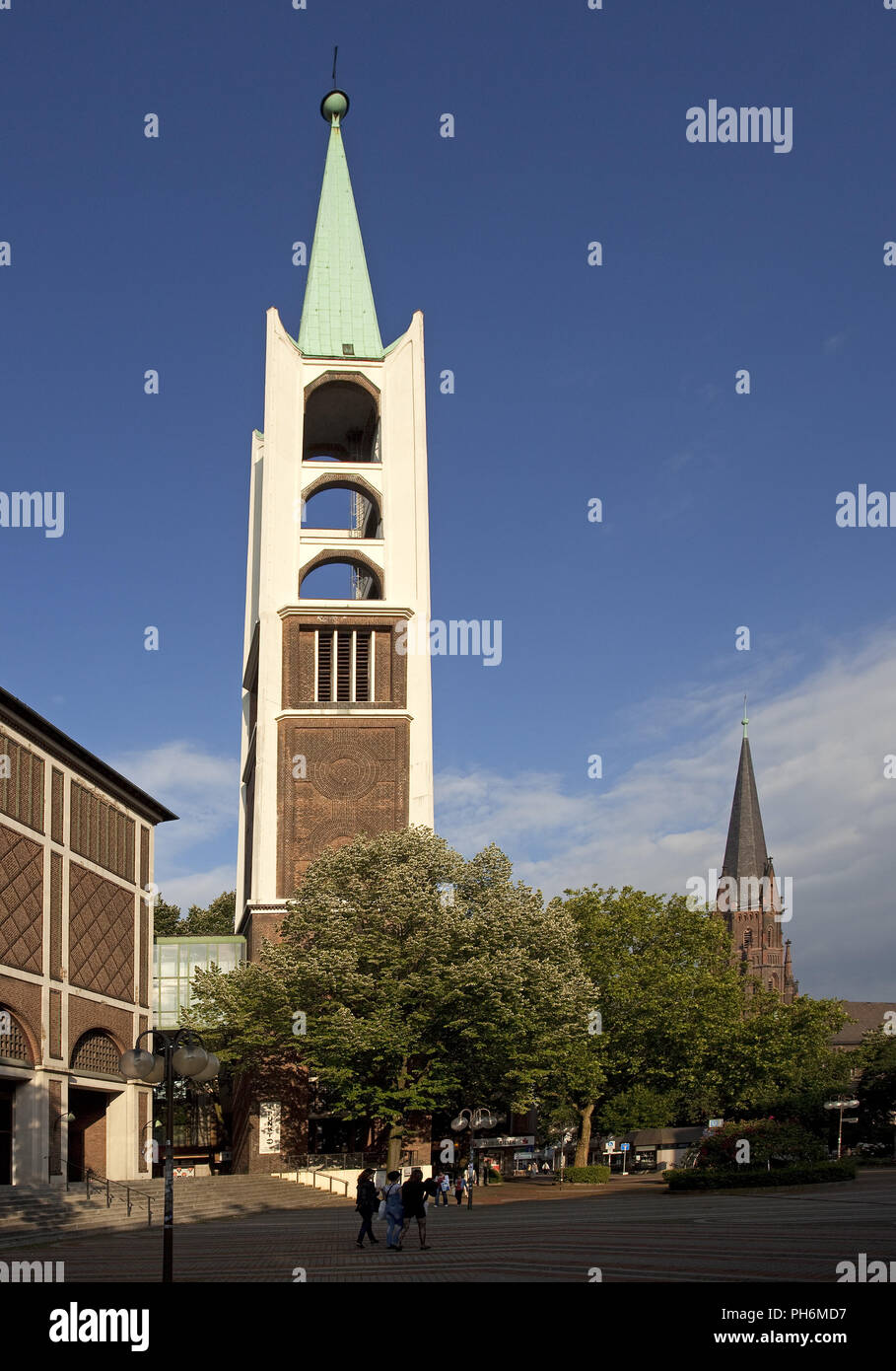 Vecchia chiesa e la chiesa di Sant'Agostino, Gelsenkirchen Foto Stock