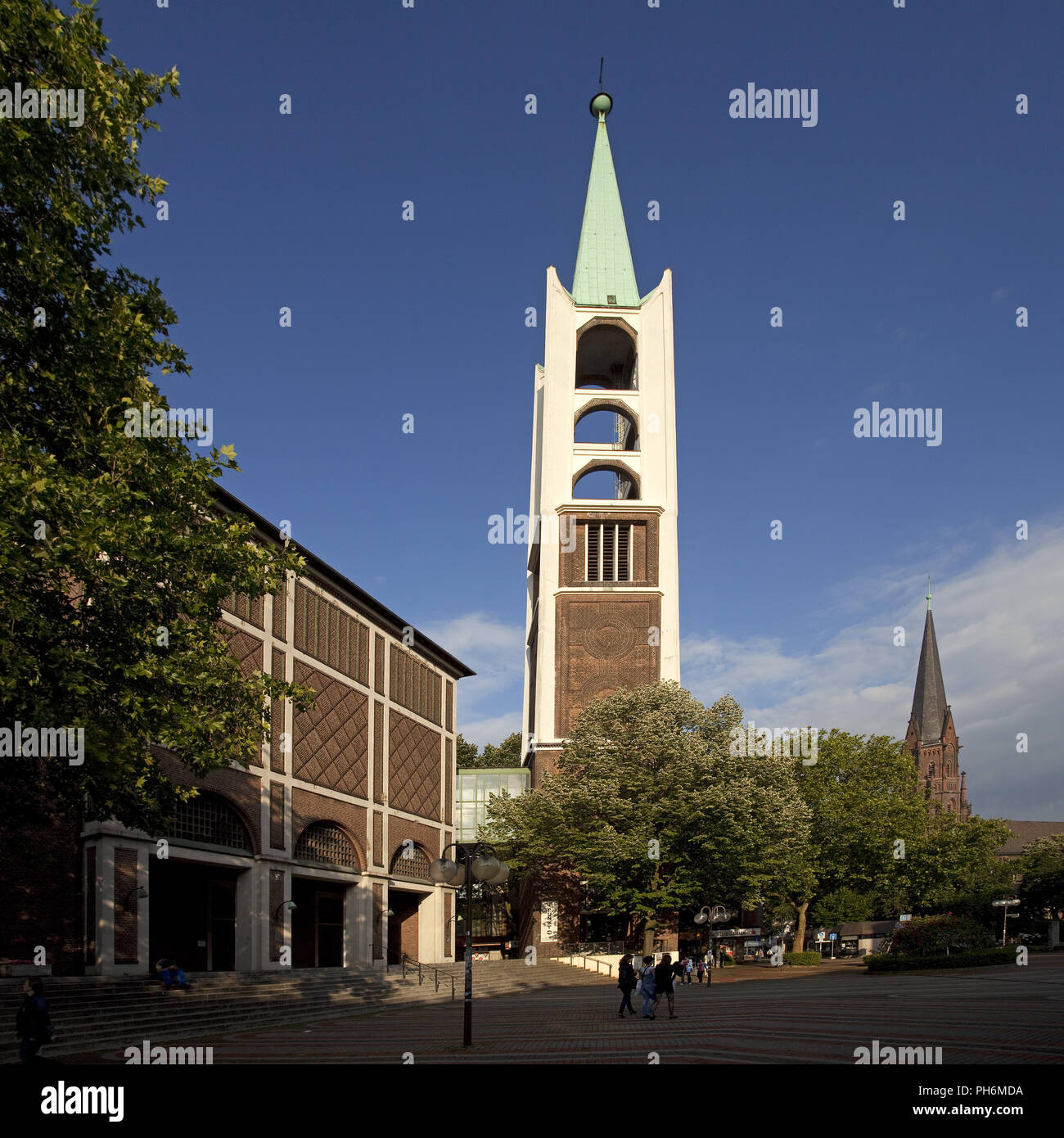 Vecchia chiesa e la chiesa di Sant'Agostino, Gelsenkirchen Foto Stock