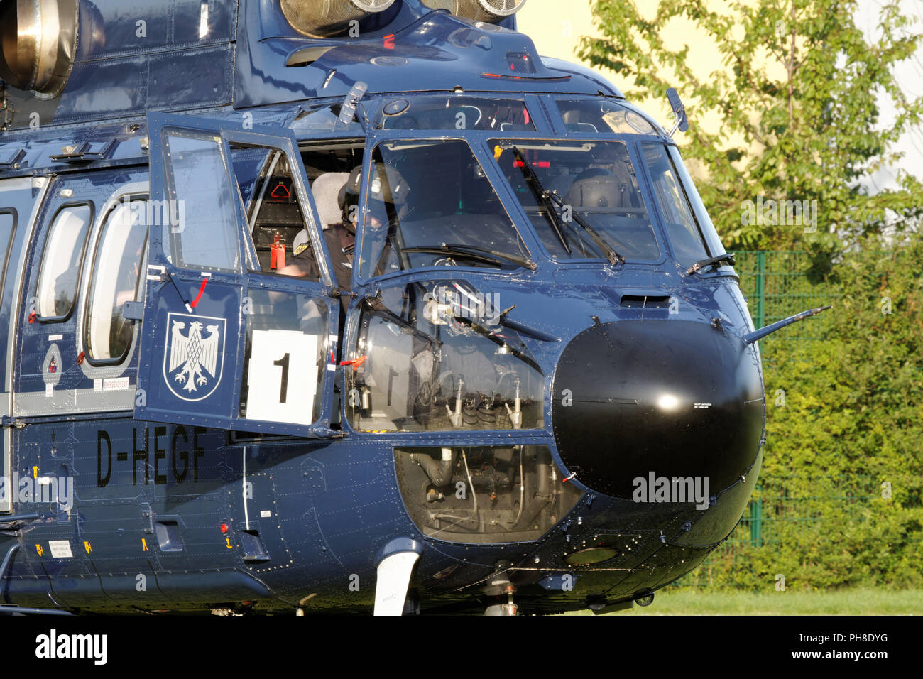 Come 332 L1 Super Puma elicottero della Federal Pol Foto stock - Alamy