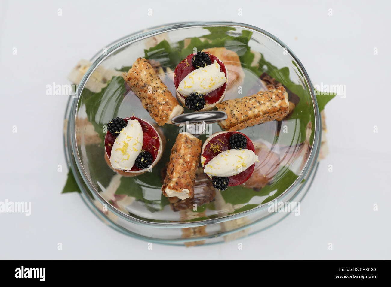 Una selezione di splendidi dolci casalinghi, Pasties, focaccine e panini. Foto Stock