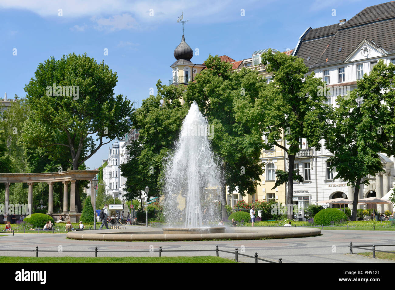 Viktoria-Luise-Platz, Schoeneberg, Berlino, Deutschland Foto Stock