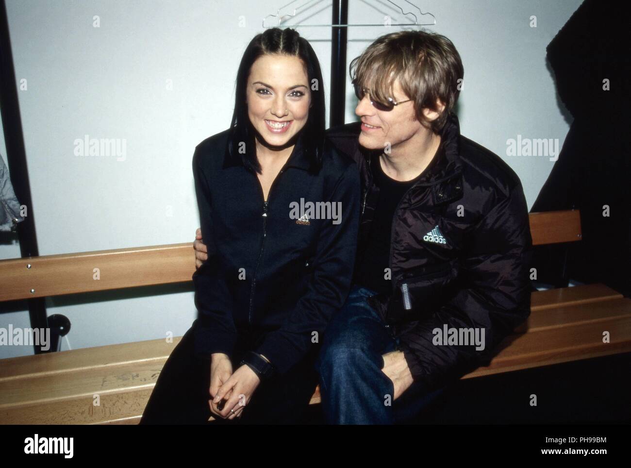 Mel C, britische Sängerin der Mädchenband 'Spice Girls' und Bryan Adams in Amburgo, Deutschland 1997. Cantante britannico Mel C della ragazza band "pice Gir Foto Stock