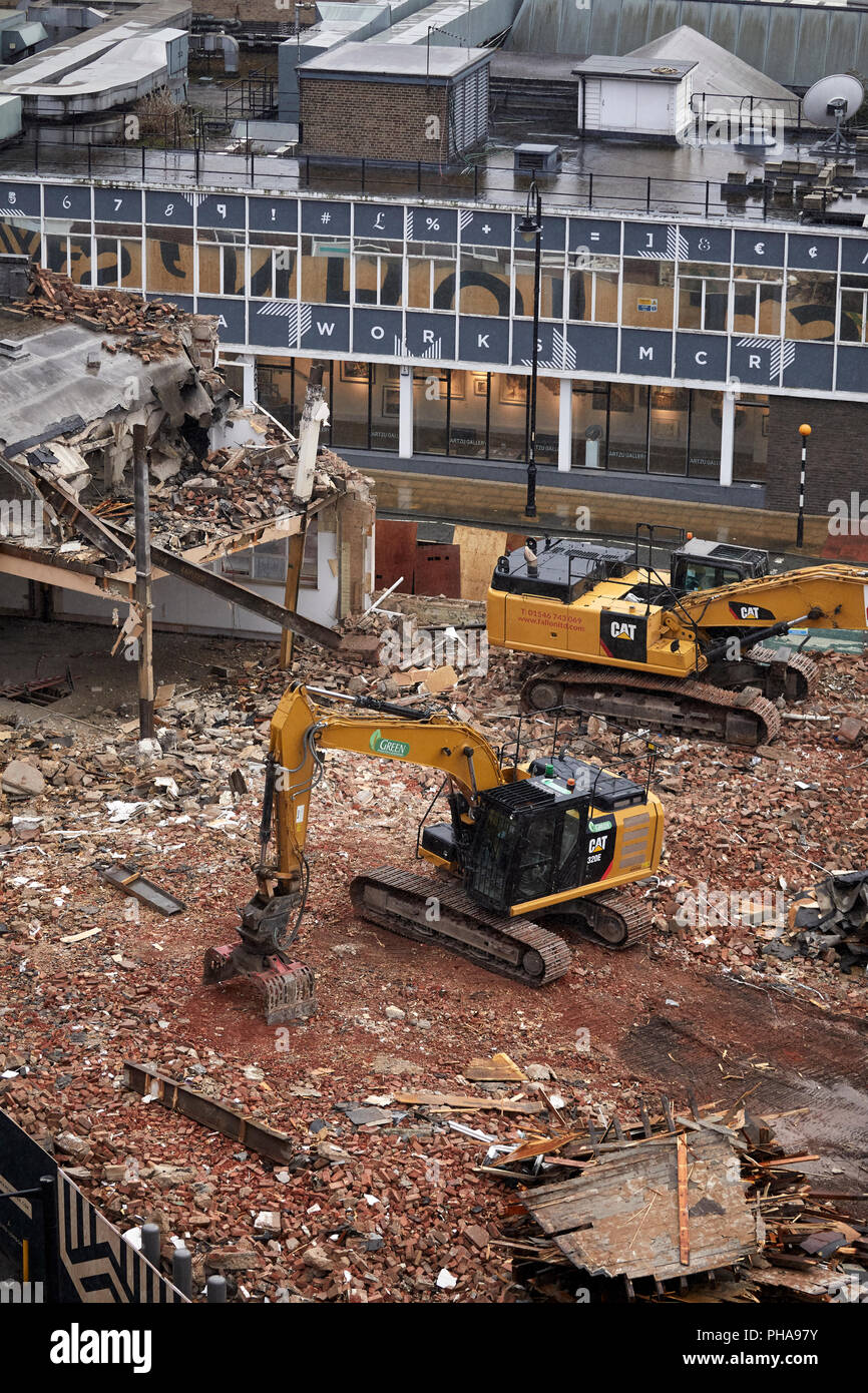 88 - 100 Quay Street elegante edificio di riferimento dell'art-deco e ex garage viene demolita per far posto alla St Johns sviluppo Foto Stock