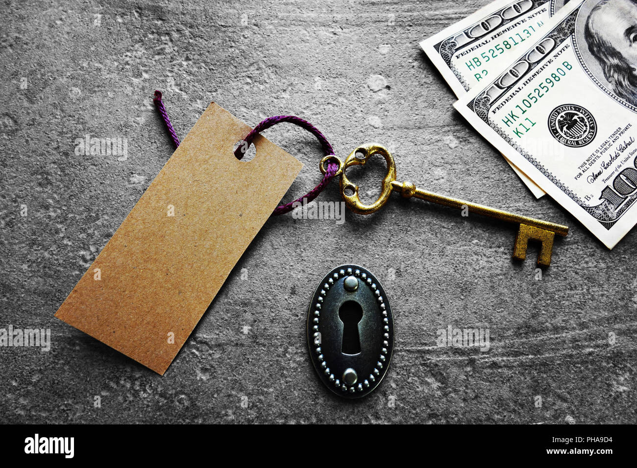 Key tag e contanti Foto Stock