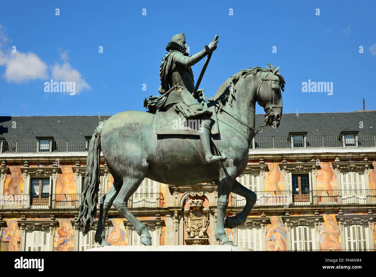 La statua equestre di re Filippo III di Spagna Filippo III), Plaza Mayor, Madrid. Spagna Foto Stock