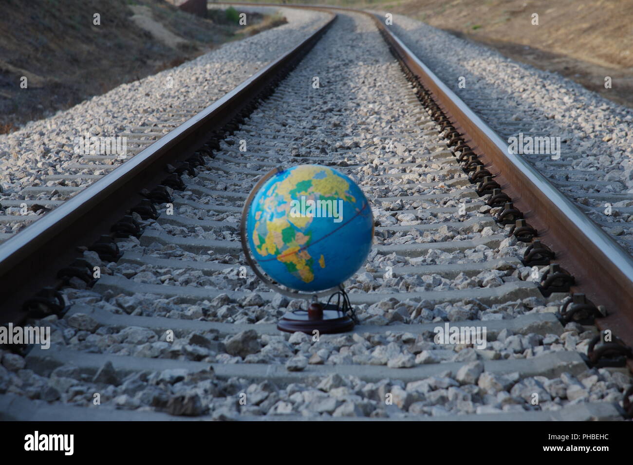 Globus sulla ferrovia Foto Stock