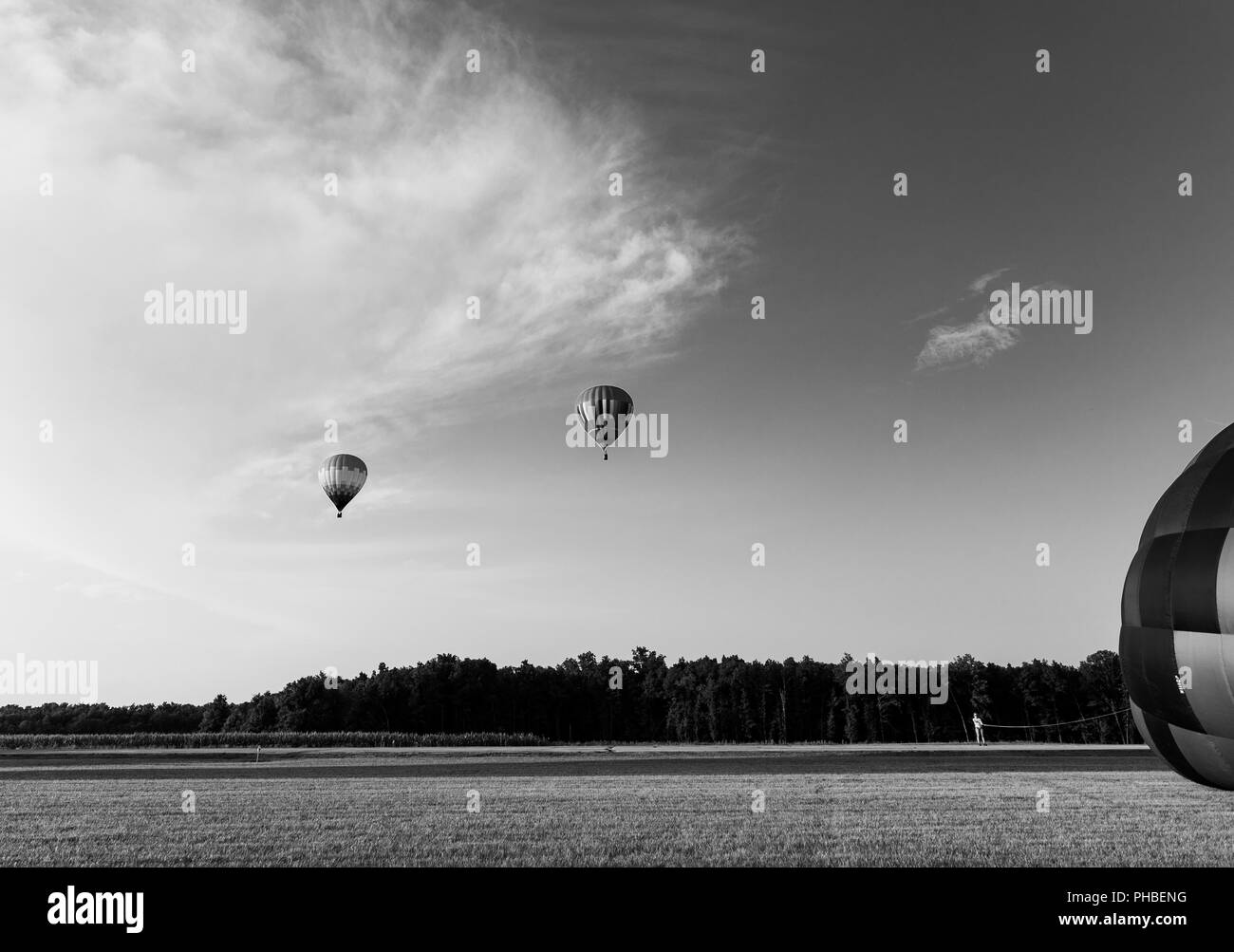 In bianco e nero la mongolfiera Foto Stock